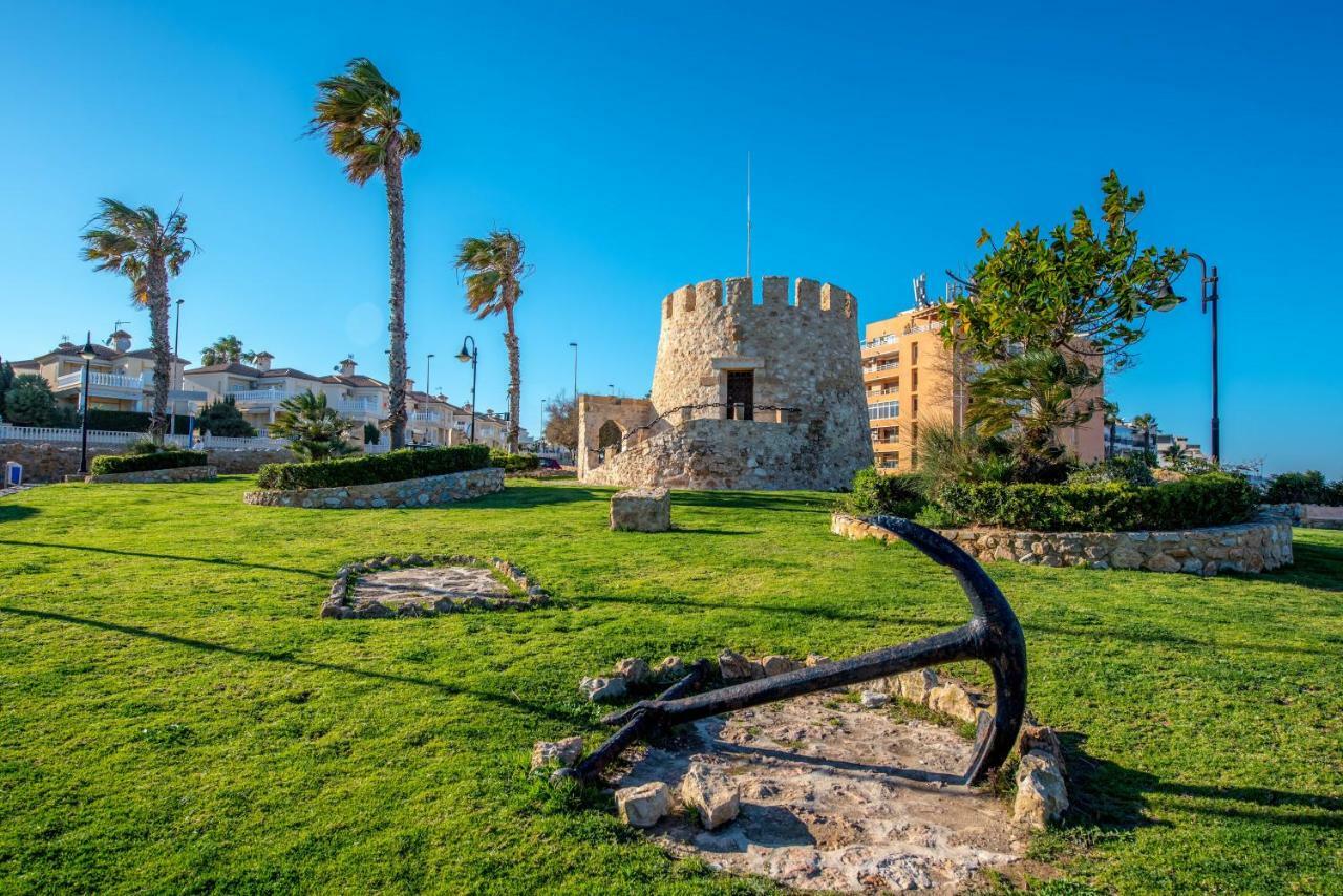 Homely Apartments Casa Carmen Torrevieja Eksteriør billede